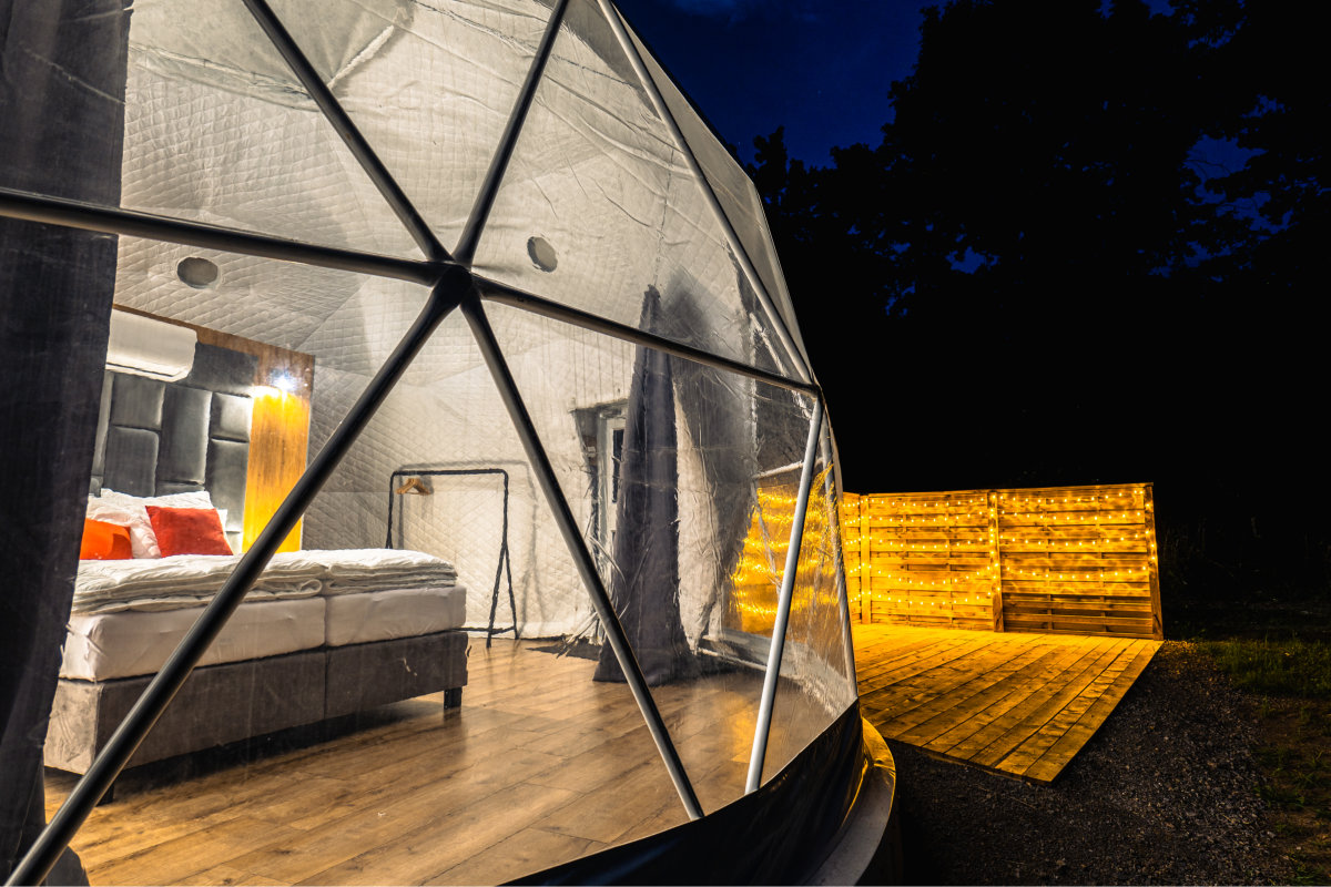 Egész éves glamping resort