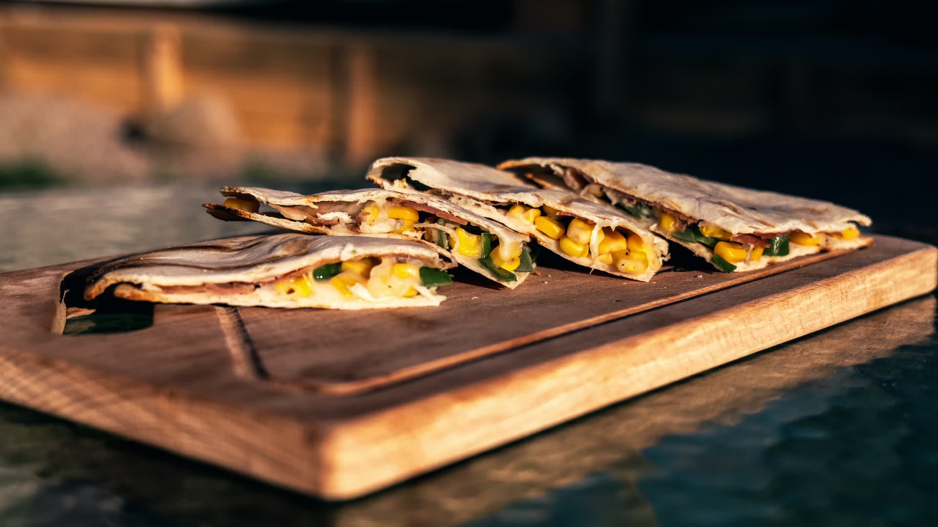 Tortille z prosciutto
