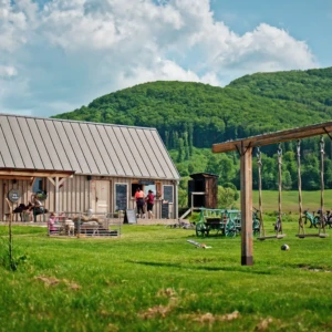 Farma pod Vtáčnikom